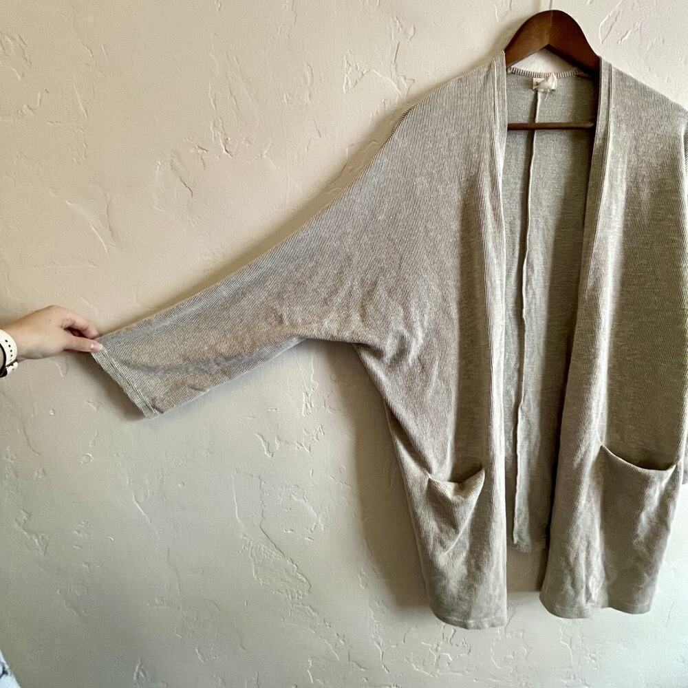 Anthropologie Donni One Size Cardigan - Gray Long Sleeve Pockets Casual Cozy - Picture 3 of 7